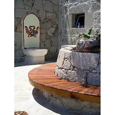 Villa Sleeps 6 Pool Wifi Bodrum